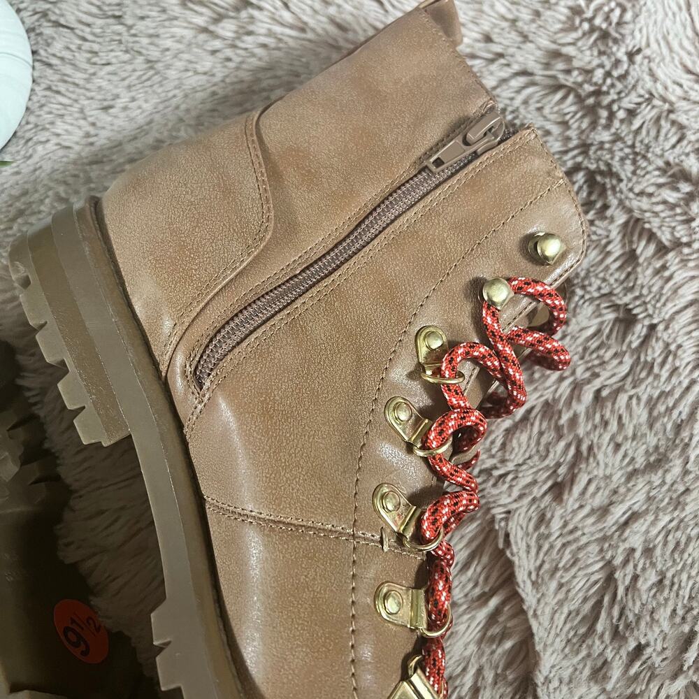 G By Guess Combat Hiking Style Tan Faux Leather 'Nora' Boots Size: 9.5M - Picture 5 of 15